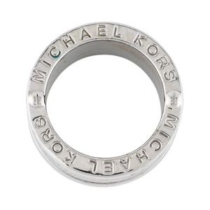 MICHAEL KORS
Wide Barrel Band sliver tone ring Size 6